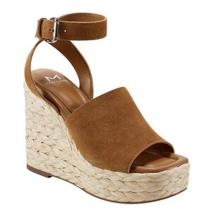 Women’s Marc Fisher suede Ankle Strap Wedge summer Sandal Tan Natural sz 9.5 NWT